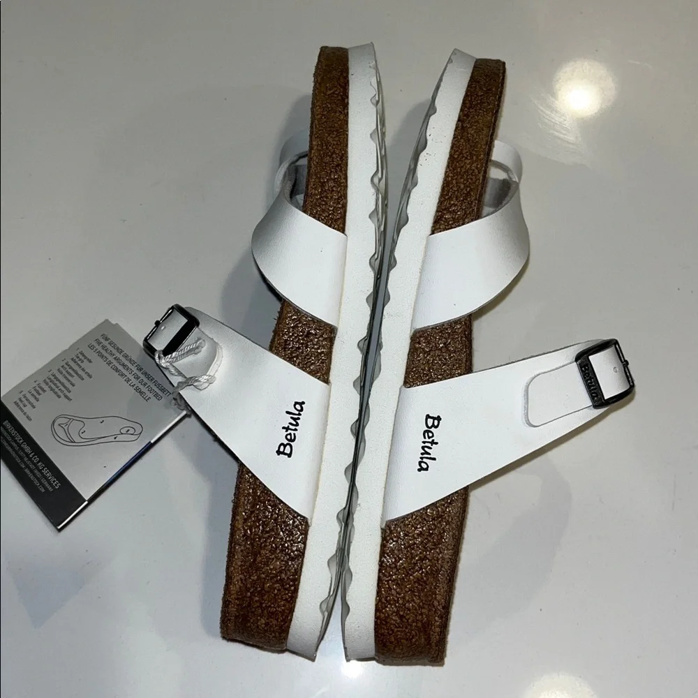 NWT Betula by BIRKENSTOCK White Mia Soft Bed Faux Leather Sandals Size 37 Narrow - Picture 5 of 8